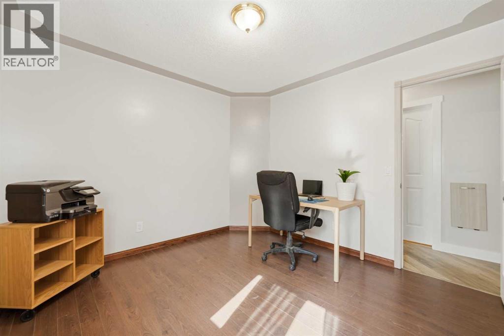 206 Highwood Village Place Nw Property Photo 21