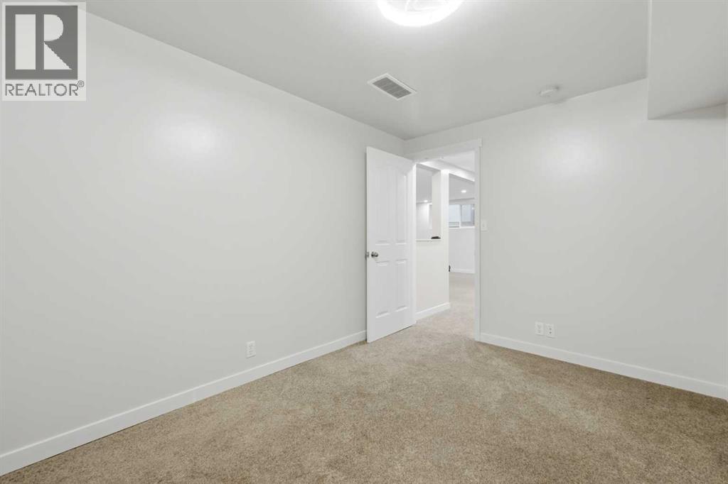 206 Highwood Village Place Nw Property Photo 34