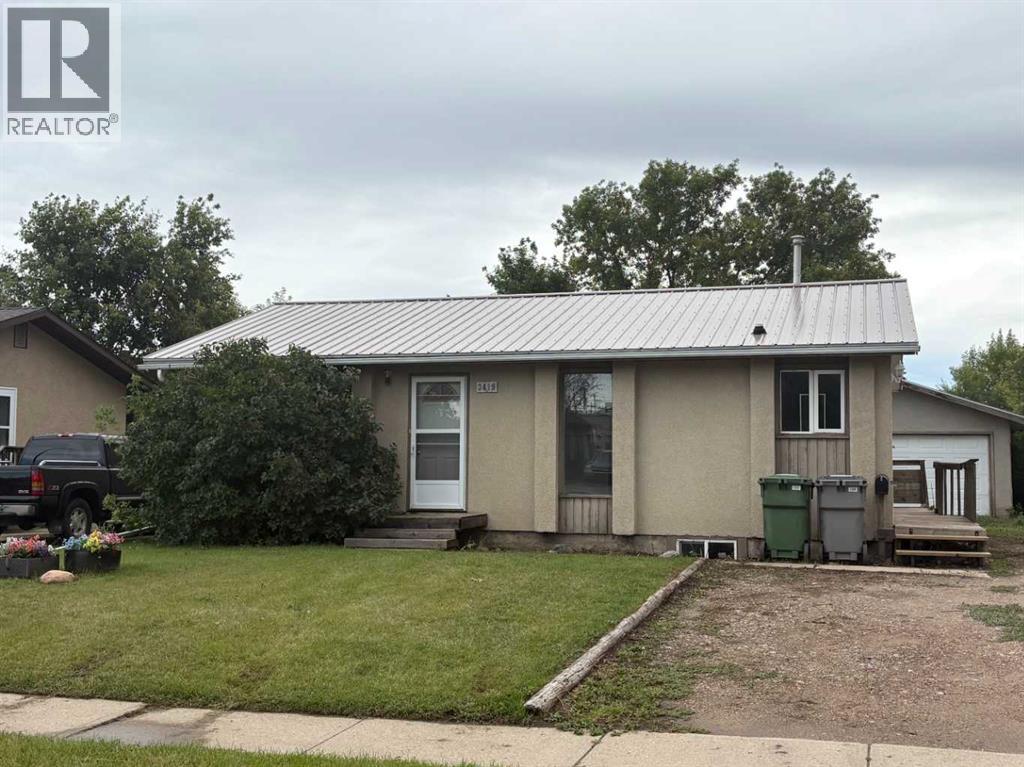 3419 49 Avenue Property Photo 1
