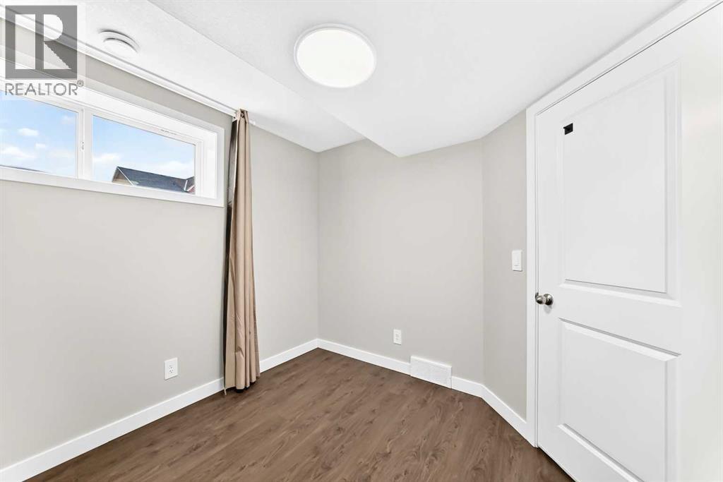 471 Livingston Way Ne Property Photo 36