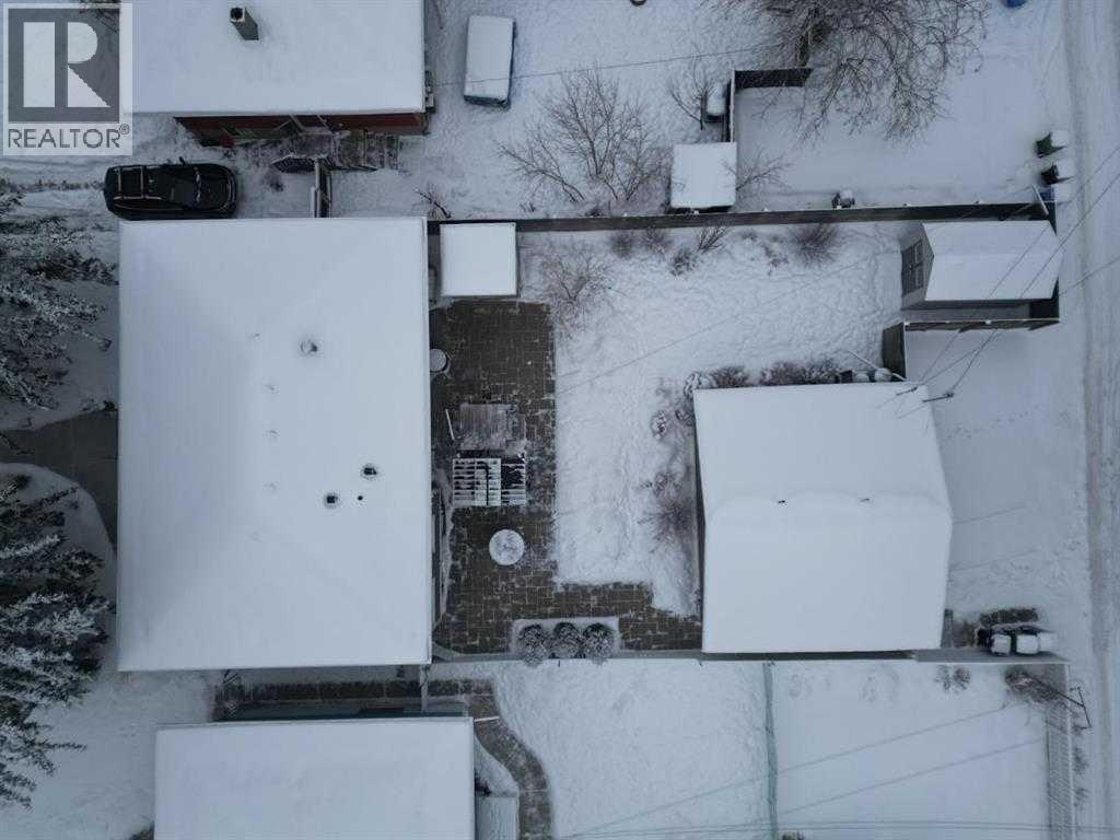 716 55 Avenue Sw Property Photo 1