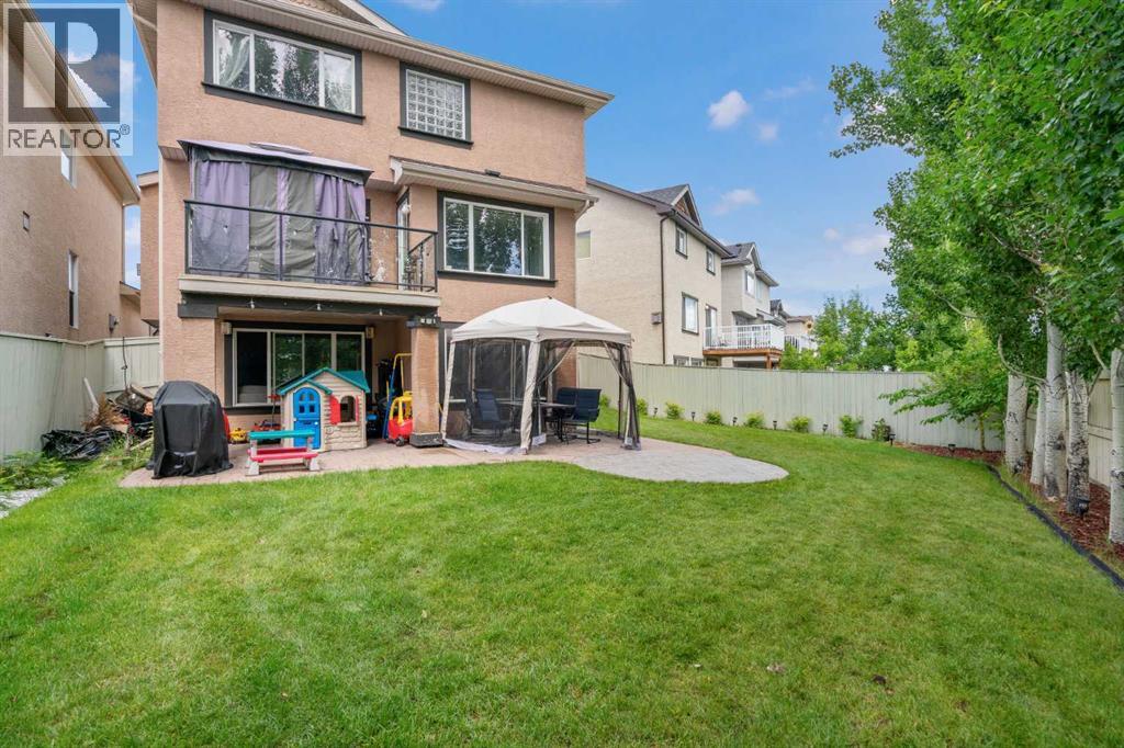 84 Everwillow Park SW