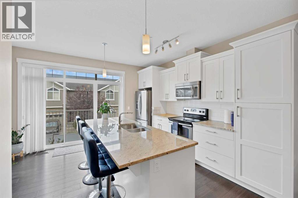 563 Evanston Manor Nw Property Photo 11