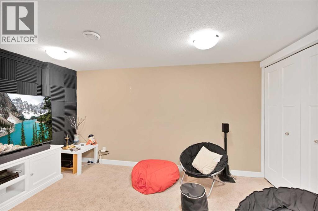 563 Evanston Manor Nw Property Photo 29