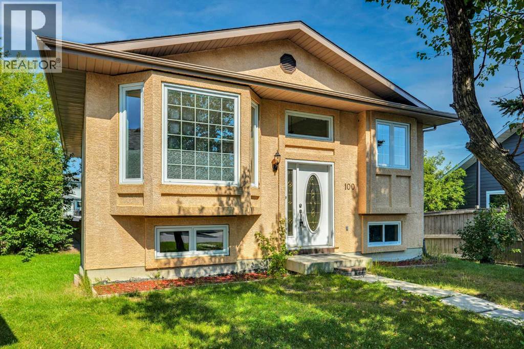 100 Shawbrooke Circle SW Property Photo 1