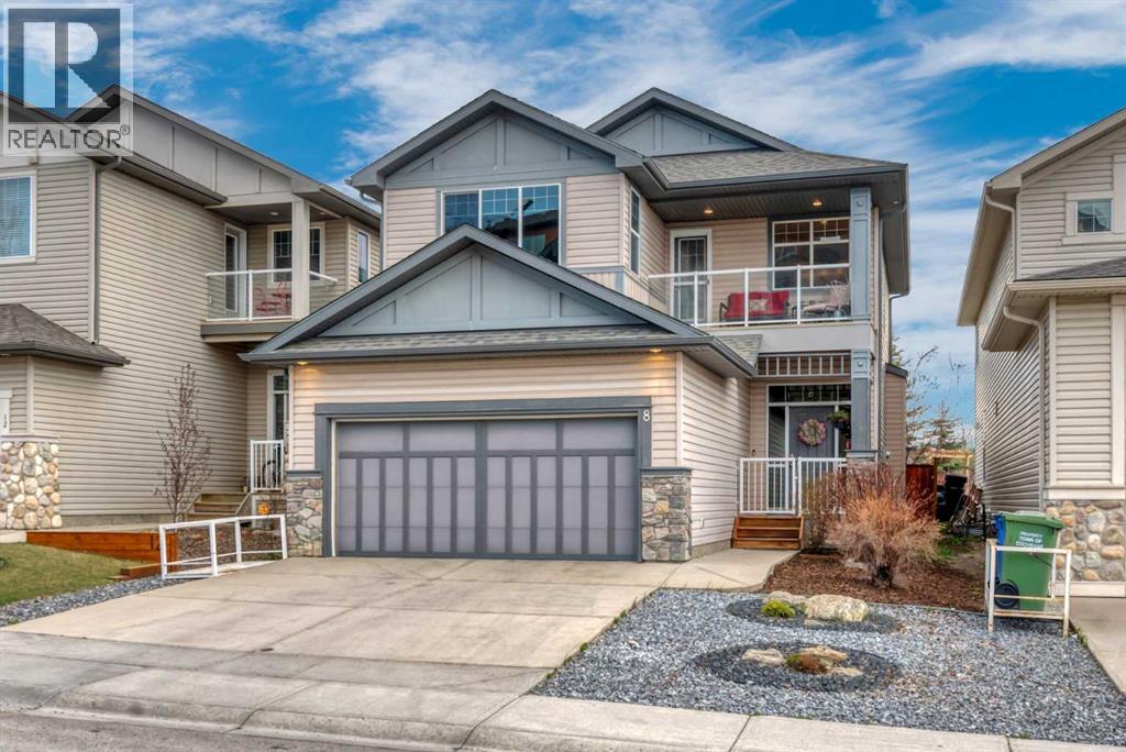8 Sunset Square Property Photo 2