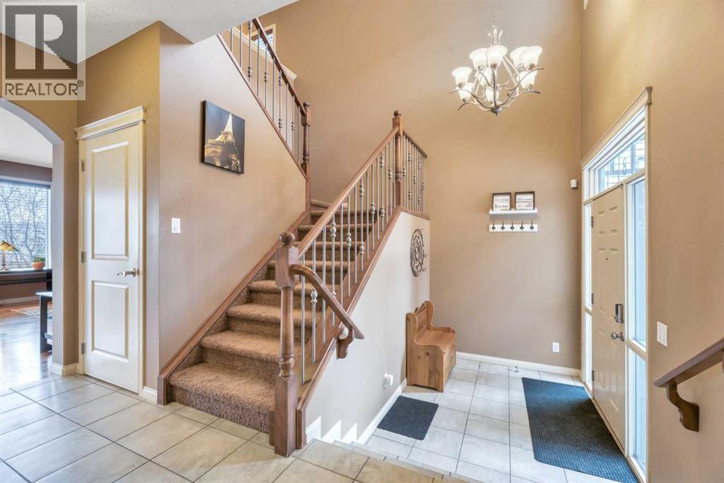 8 Sunset Square Property Photo 5