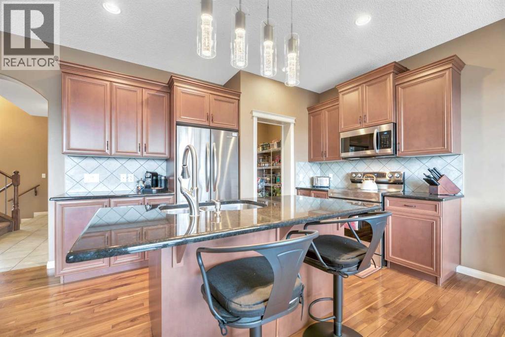 8 Sunset Square Property Photo 7