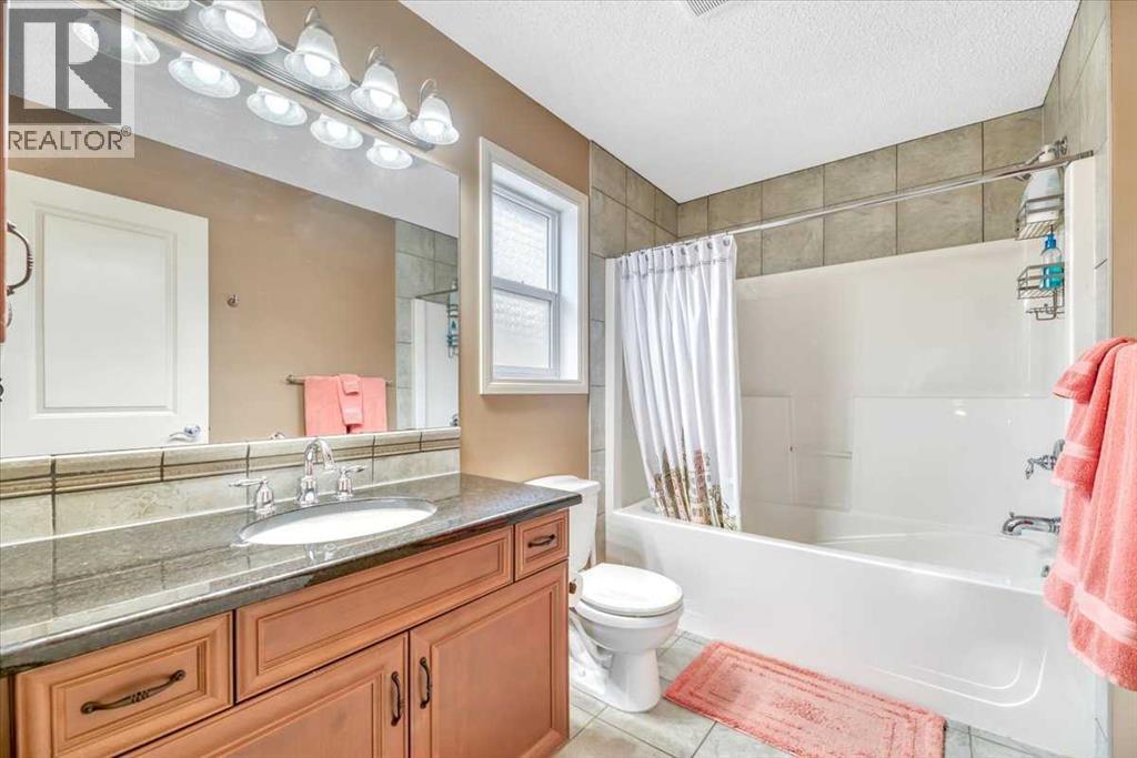 8 Sunset Square Property Photo 25