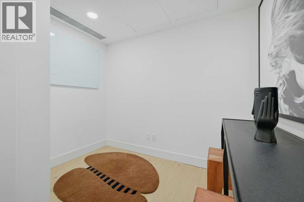 519 Riverfront Avenue Southeast Property Photo 4