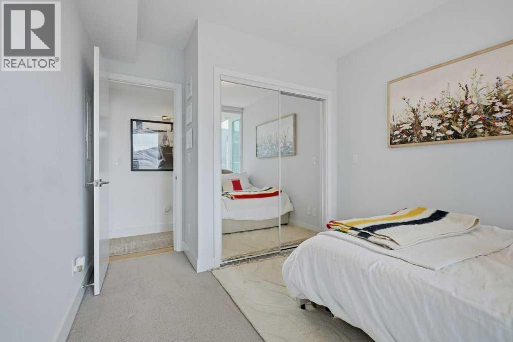 519 Riverfront Avenue Southeast Property Photo 13