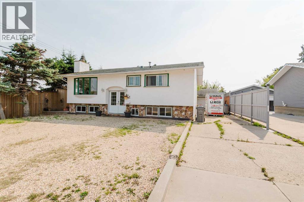 9205 111 Avenue Property Photo 1