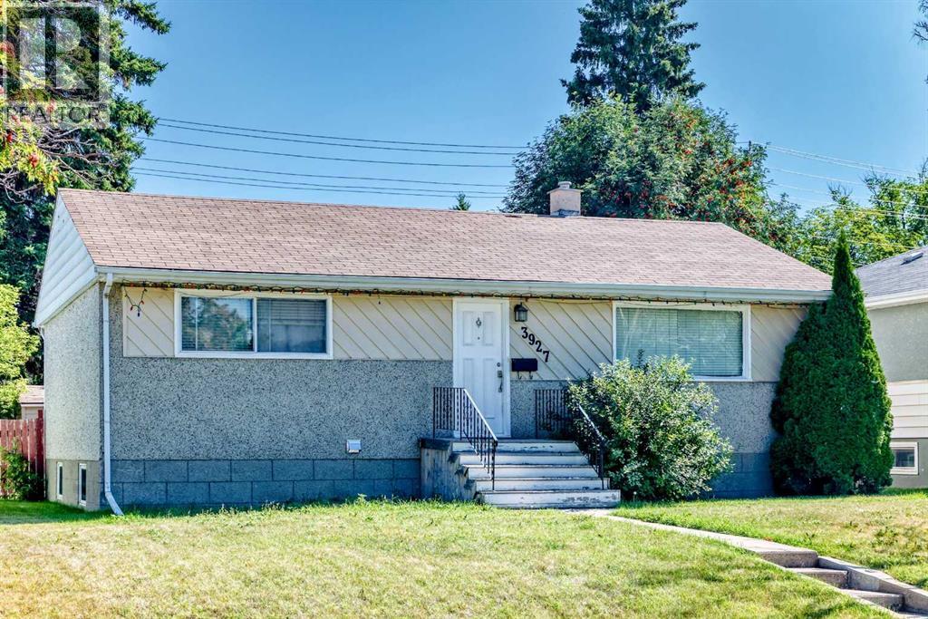 3927 40a Avenue Photo de la propriété 1