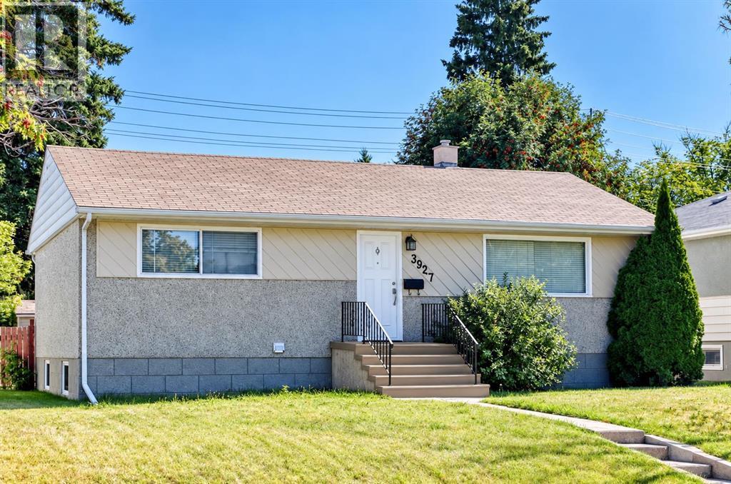 3927 40a Avenue Photo de la propriété 1