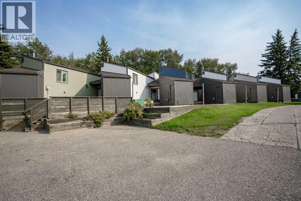 8205 98 St Property Photo 1