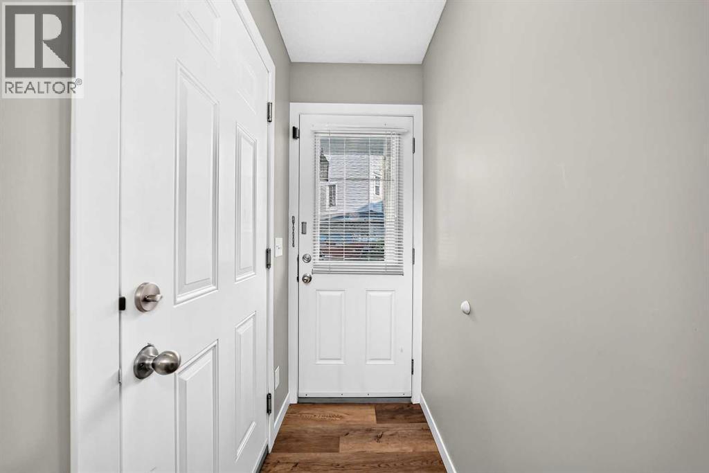 108 New Brighton Point Se Property Photo 3