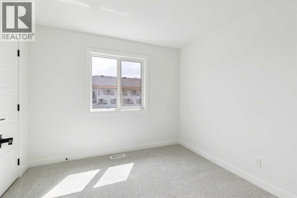 55 Bridgeport Circle Property Photo 32