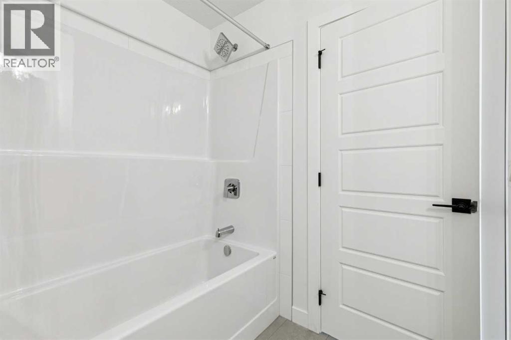 55 Bridgeport Circle Property Photo 39