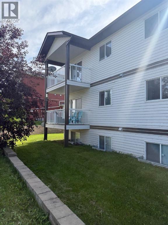 9508 99 Street Property Photo 1