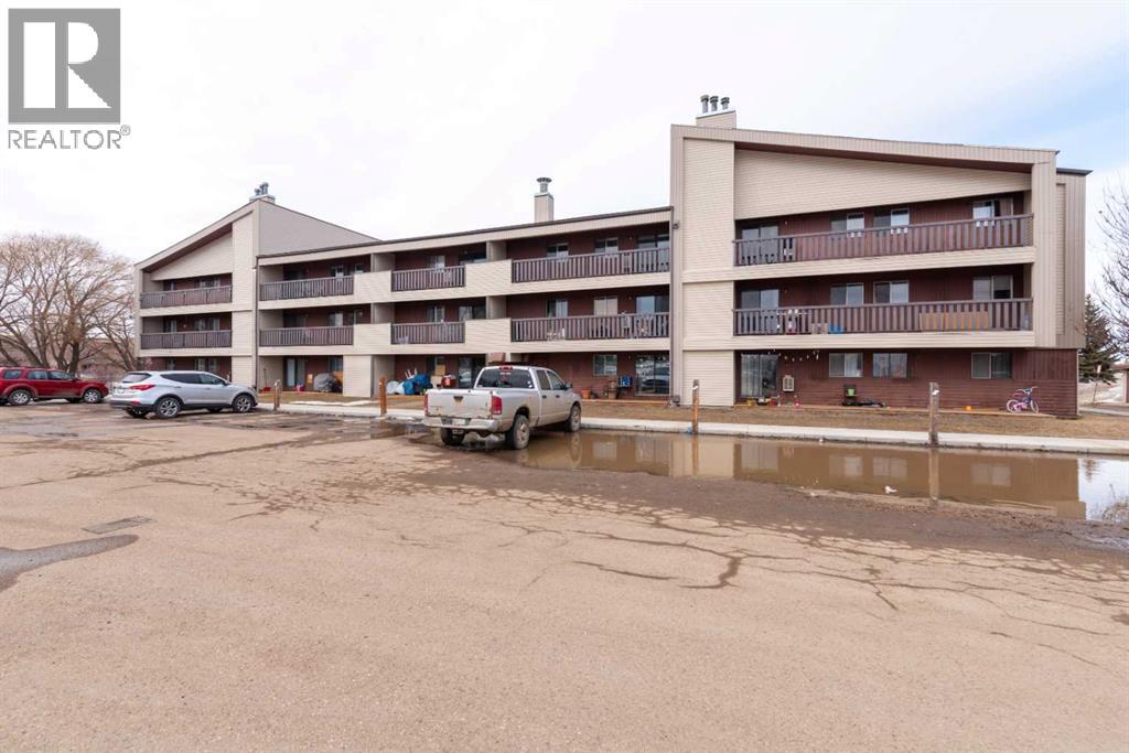 5607 31 Street Property Photo 1