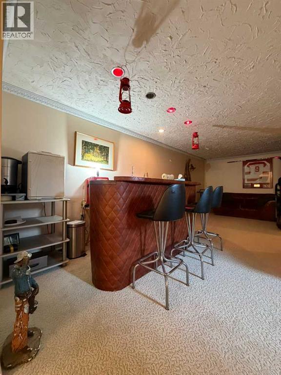 607 6 Avenue Property Photo 23