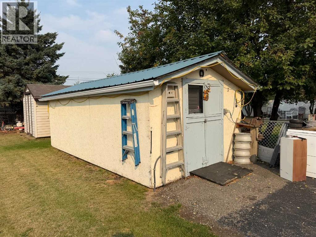 607 6 Avenue Property Photo 33