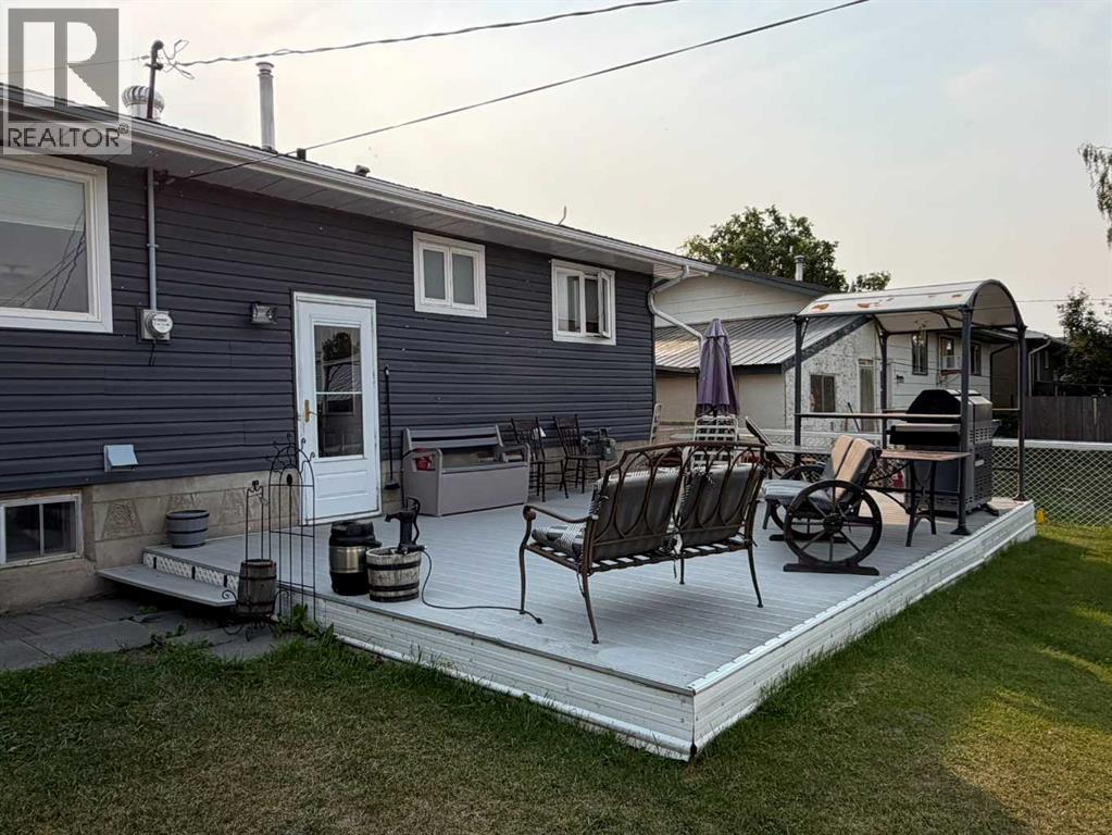 607 6 Avenue Property Photo 41