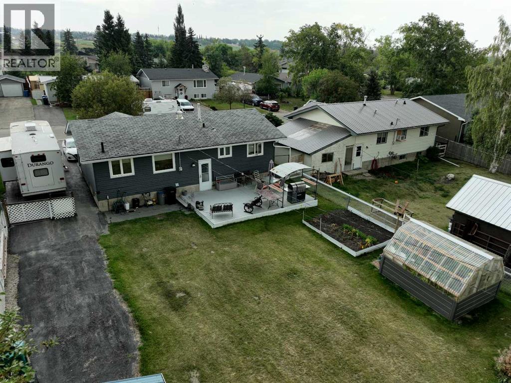 607 6 Avenue Property Photo 42
