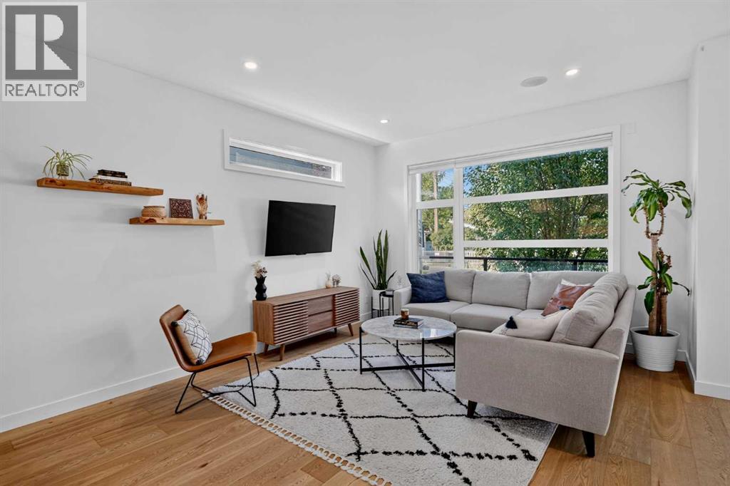 1950 12 Street Nw Property Photo 5