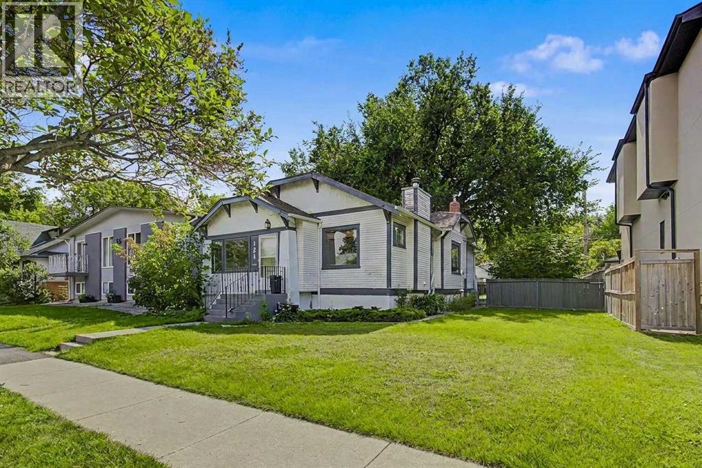 121 10 Avenue Ne Property Photo 1