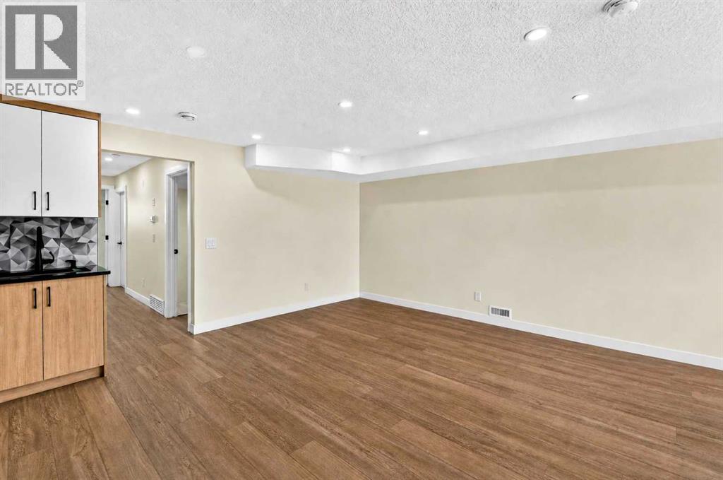 8079 Laguna Way Ne Property Photo 27