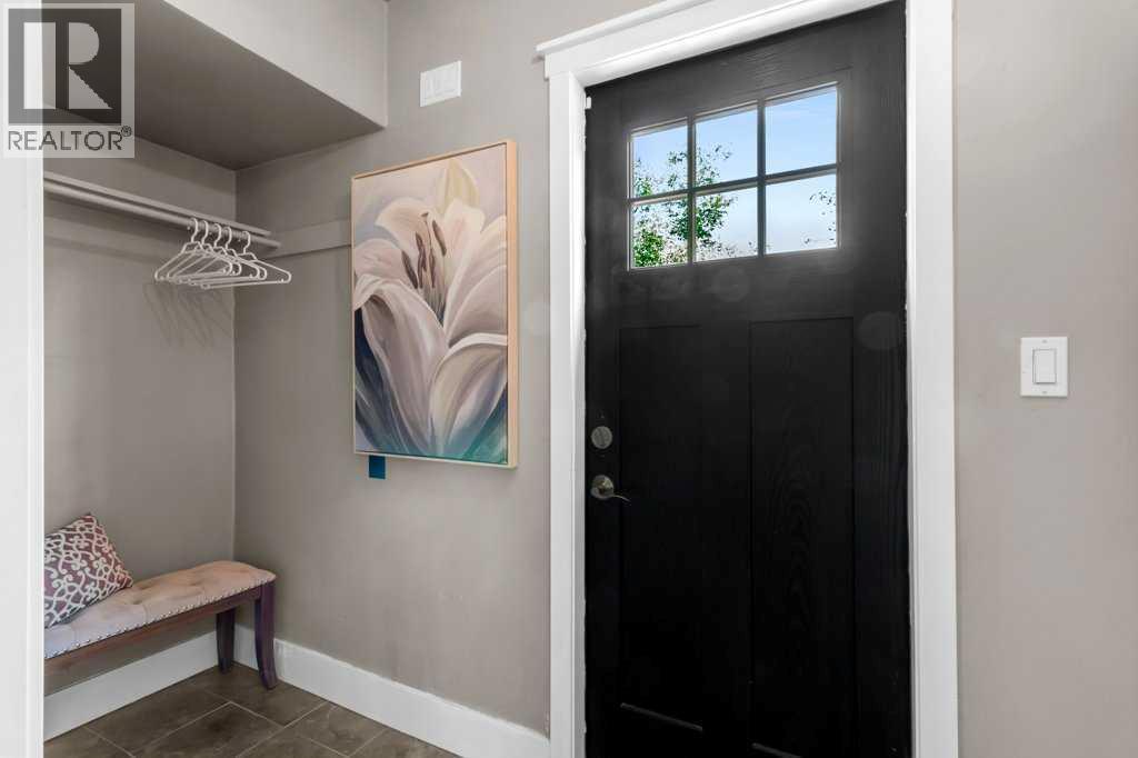 5708 45 Avenue Property Photo 3