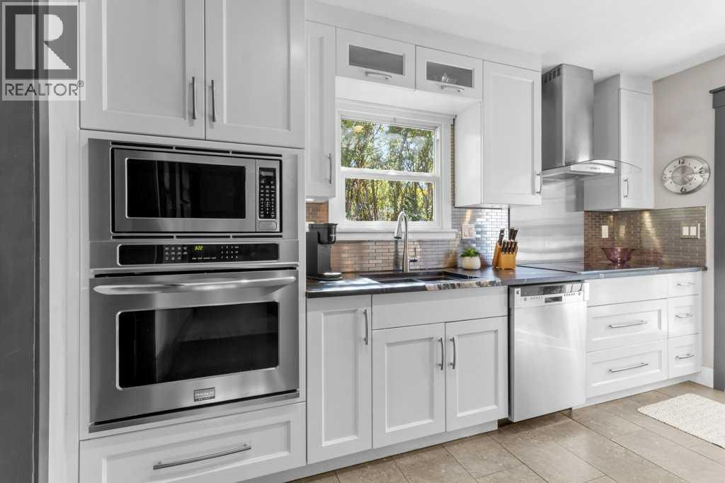 5708 45 Avenue Property Photo 14