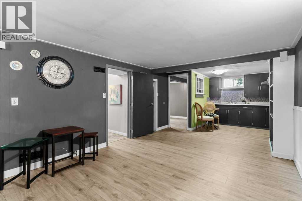 5708 45 Avenue Property Photo 25