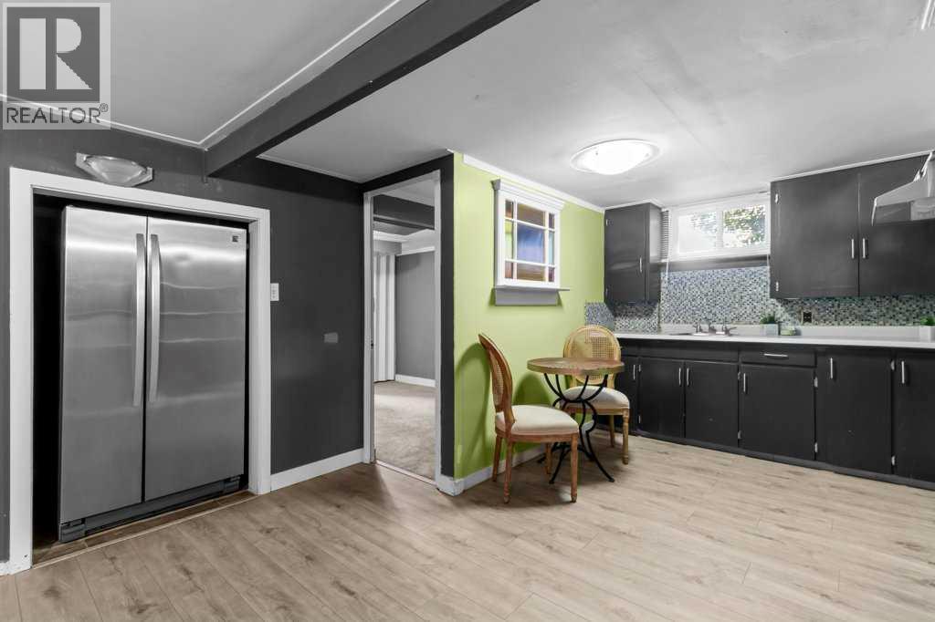 5708 45 Avenue Property Photo 28