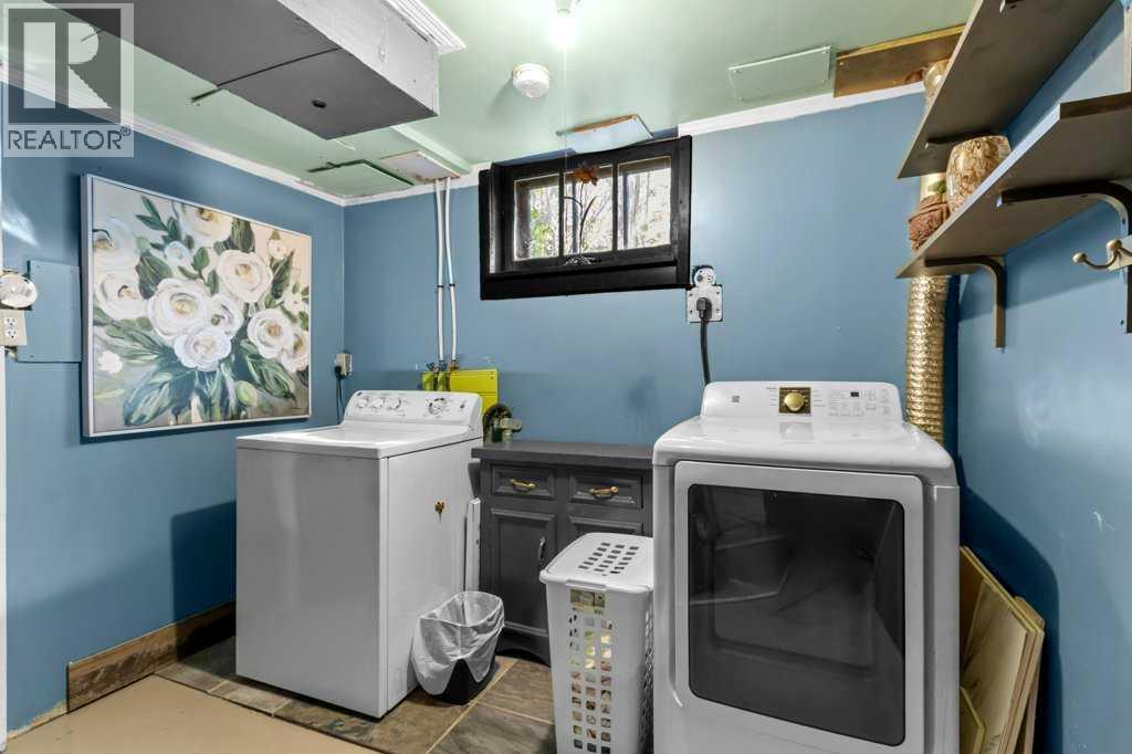 5708 45 Avenue Property Photo 30