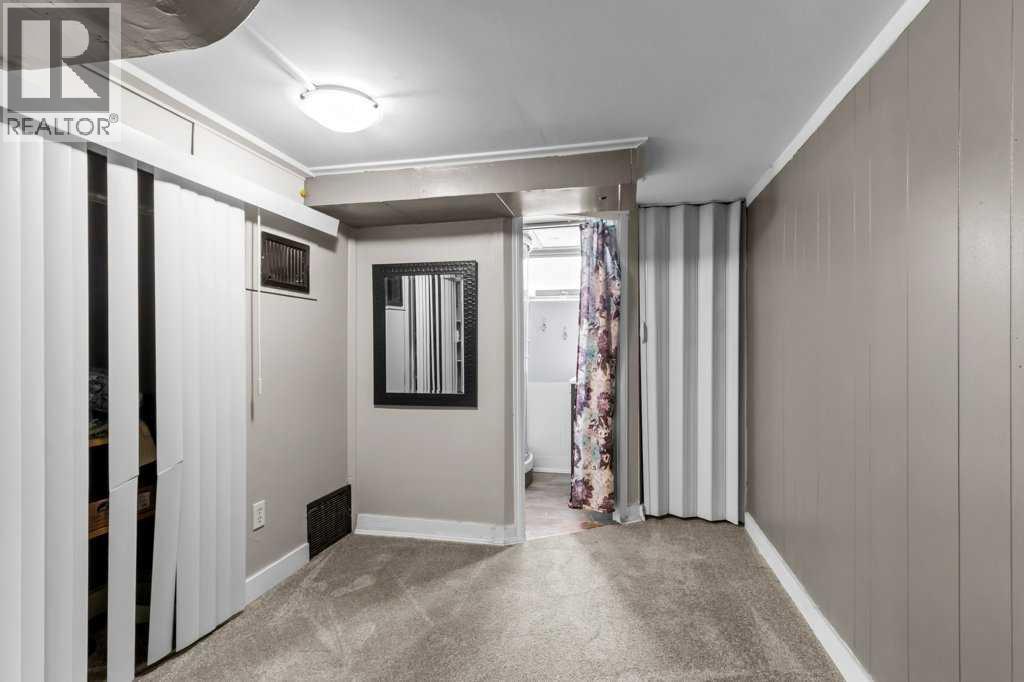 5708 45 Avenue Property Photo 31