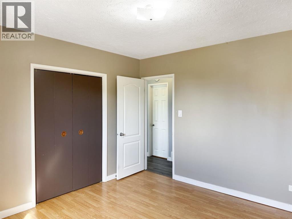 4912 49 Avenue Property Photo 19