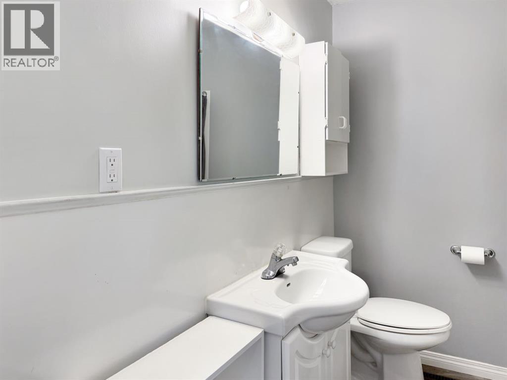 4912 49 Avenue Property Photo 22