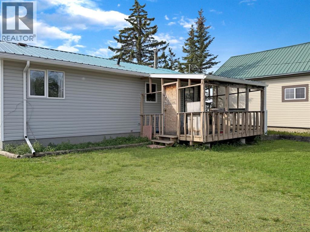 4912 49 Avenue Property Photo 29