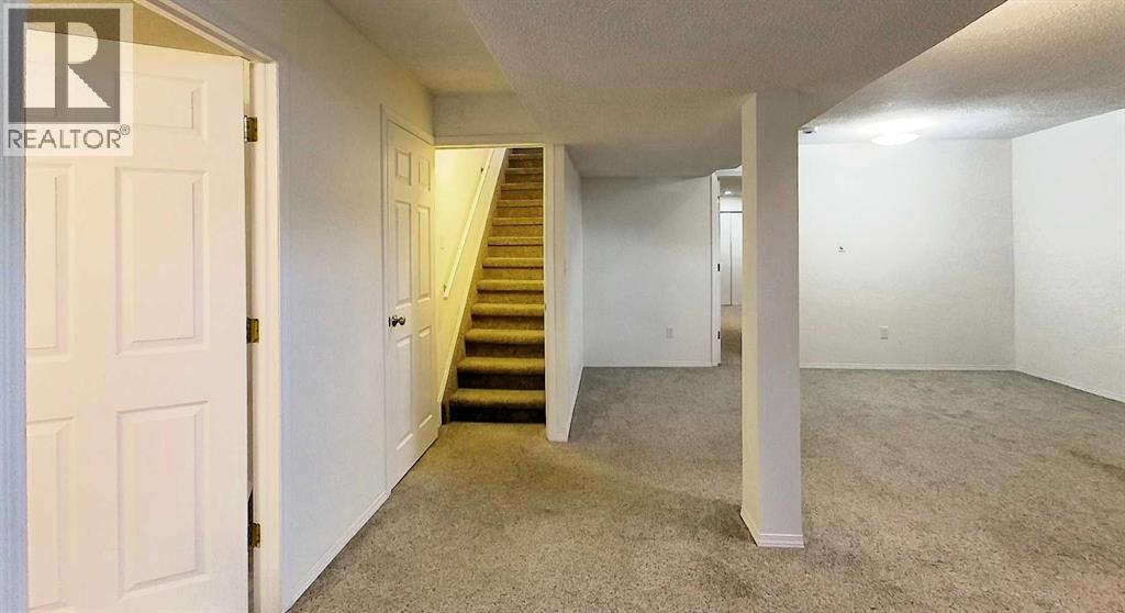 1102 55 Street Property Photo 17