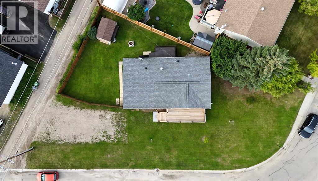 1102 55 Street Property Photo 33