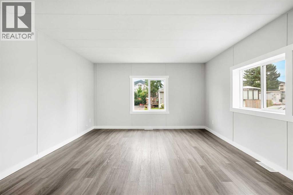 6220 17 Avenue Southeast Property Photo 5