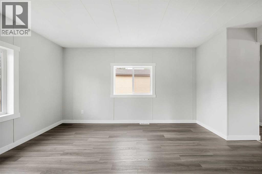6220 17 Avenue Southeast Property Photo 7
