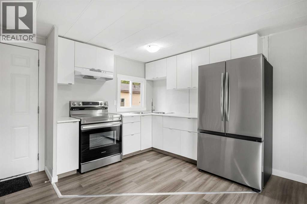 6220 17 Avenue Southeast Property Photo 11