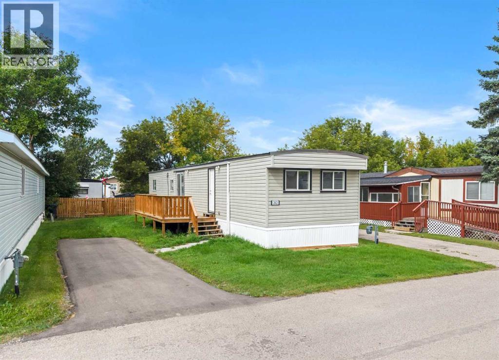 6220 17 Avenue Southeast Property Photo 1