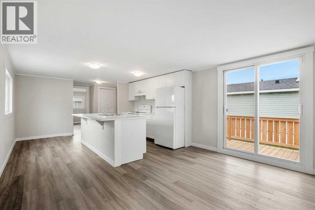 6220 17 Avenue Southeast Property Photo 10