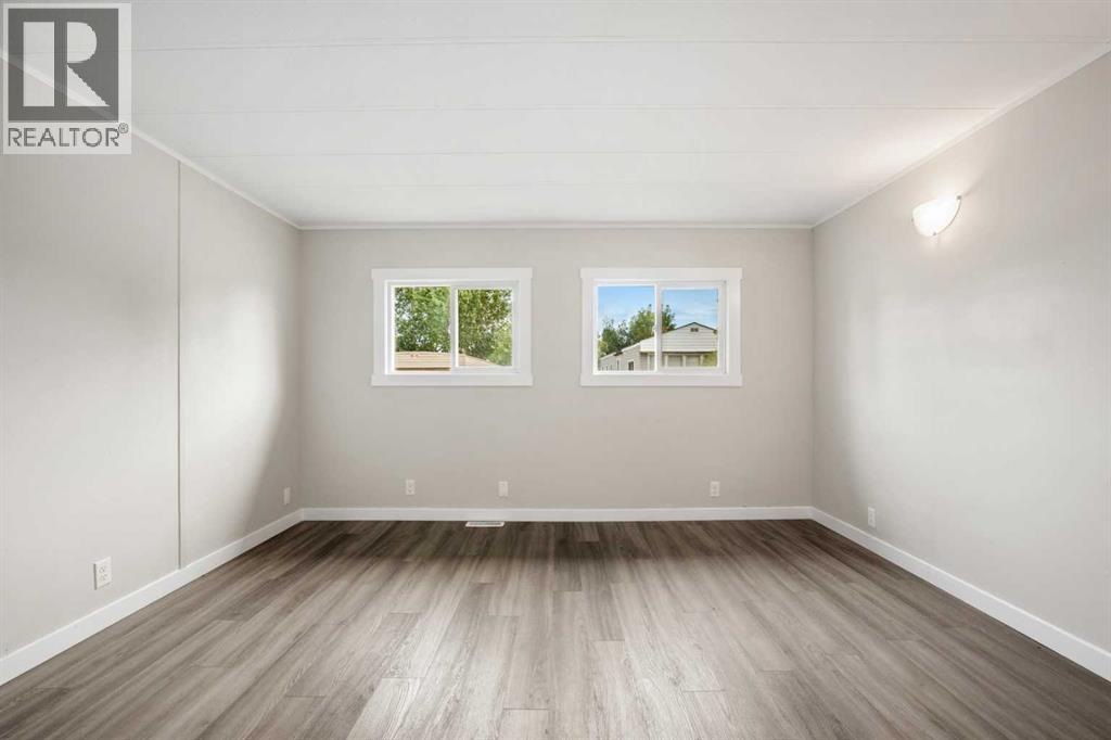 6220 17 Avenue Southeast Property Photo 17