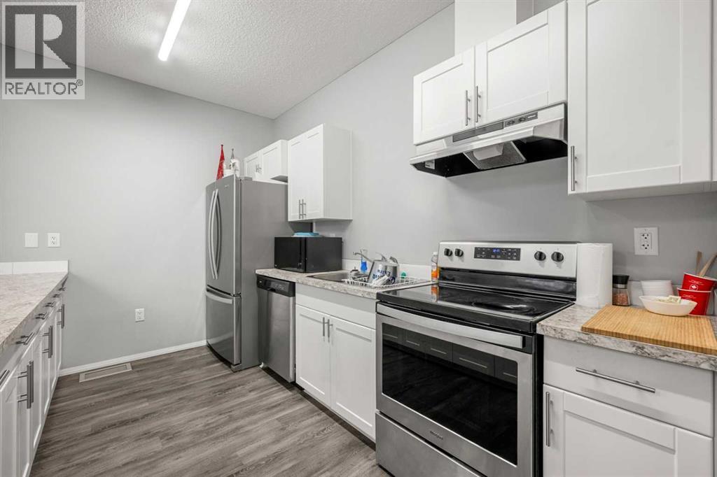 6220 17 Avenue Southeast Property Photo 37