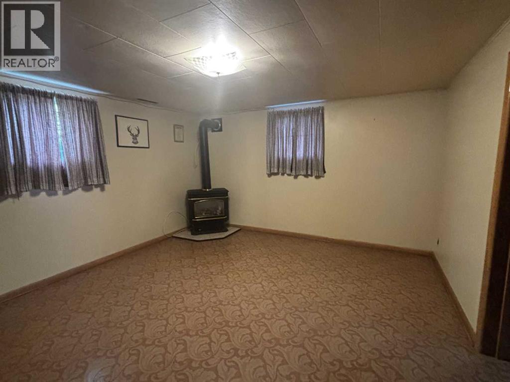 1915 1 Avenue N Property Photo 14